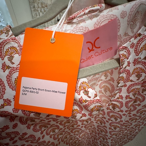 Quiet Culture Lounge Dress/Nightgown - Picture 2 of 4